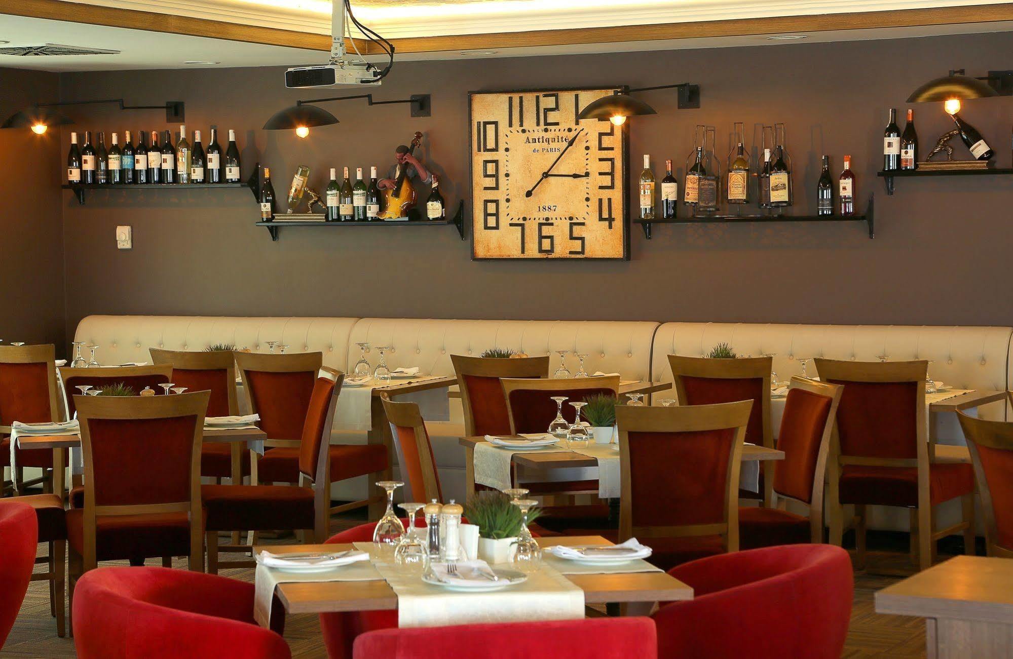 Imperial Park Hotel Izmit Bagian luar foto