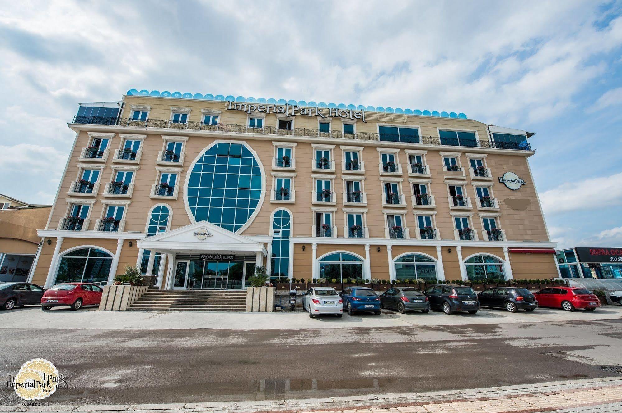 Imperial Park Hotel Izmit Bagian luar foto